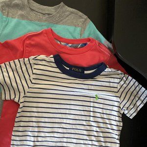 3 SHORT SLEEVE SHIRTS. BOY SIZE 3T.
